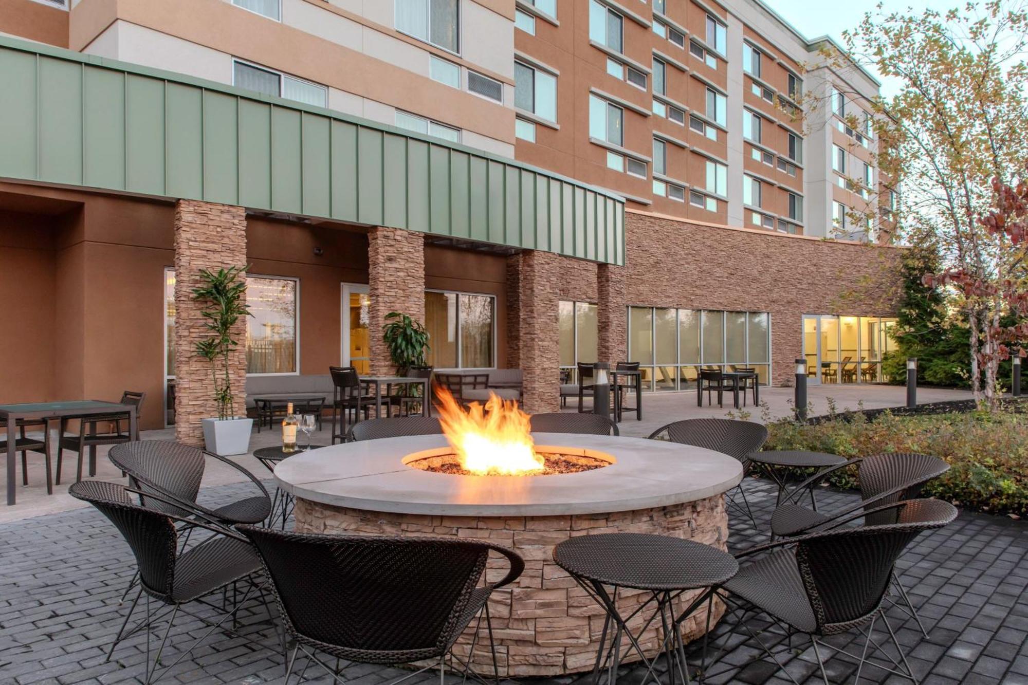 Courtyard By Marriott Yonkers Westchester County Dış mekan fotoğraf